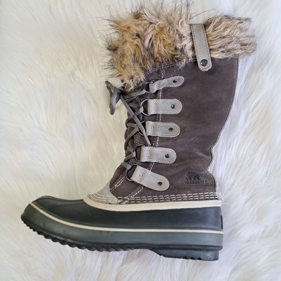 Sorel leather Canadian snow boots - Picture 5 of 15